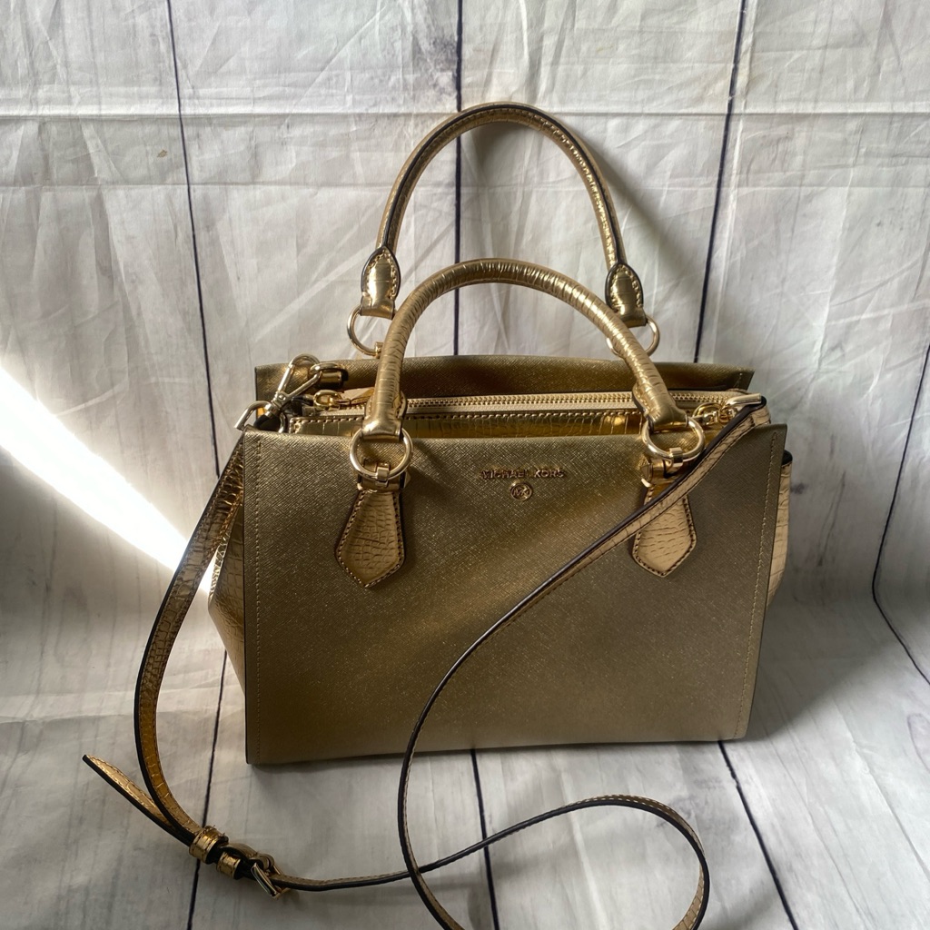 Michael Kors Marilyn Med Pale Gold Leather Satchel